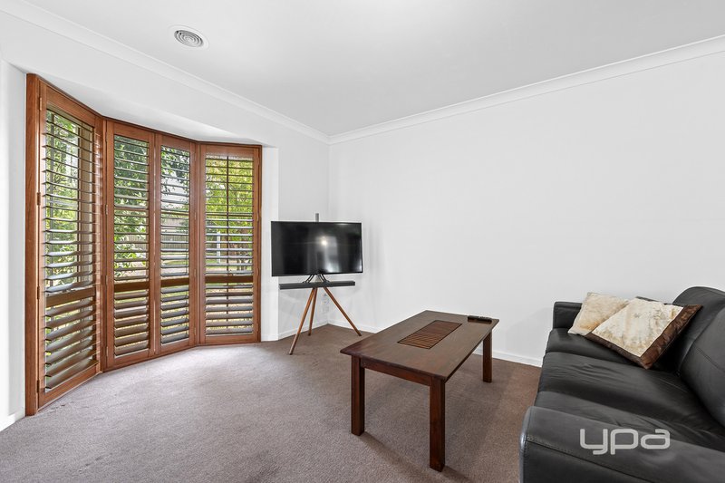 Photo - 8/2-4 Elizabeth Street, Braybrook VIC 3019 - Image 2