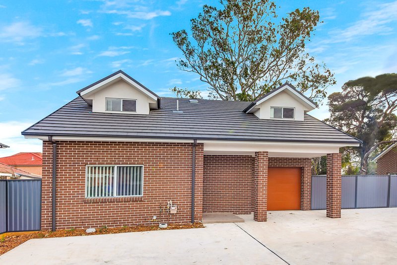 8/2-4 Rawson Road, Greenacre NSW 2190