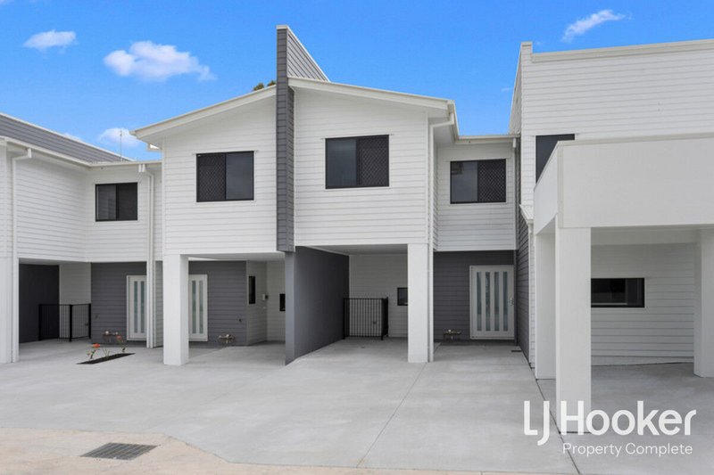Photo - 8/2-8 Yarrabilba Drive, Yarrabilba QLD 4207 - Image 2