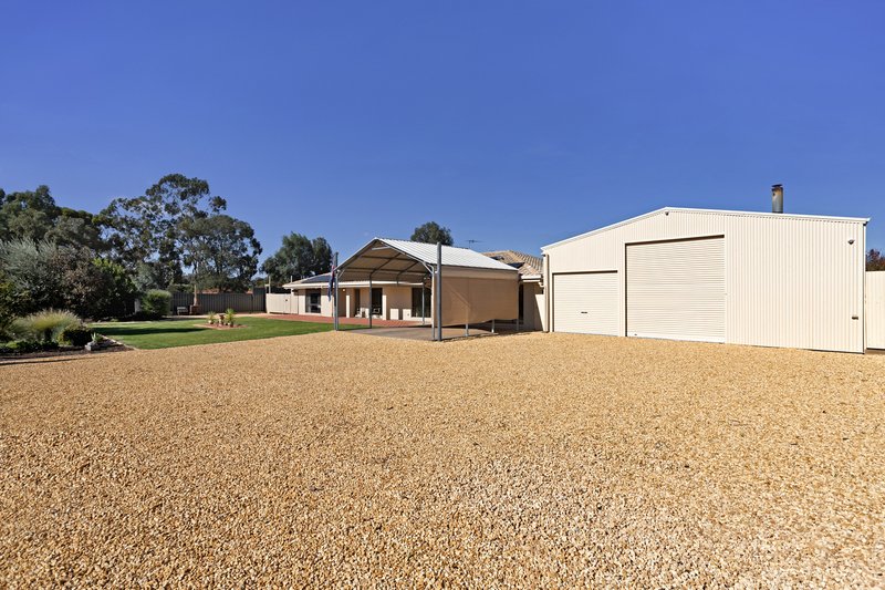 Photo - 82-84 Flora Avenue, Mildura VIC 3500 - Image 2