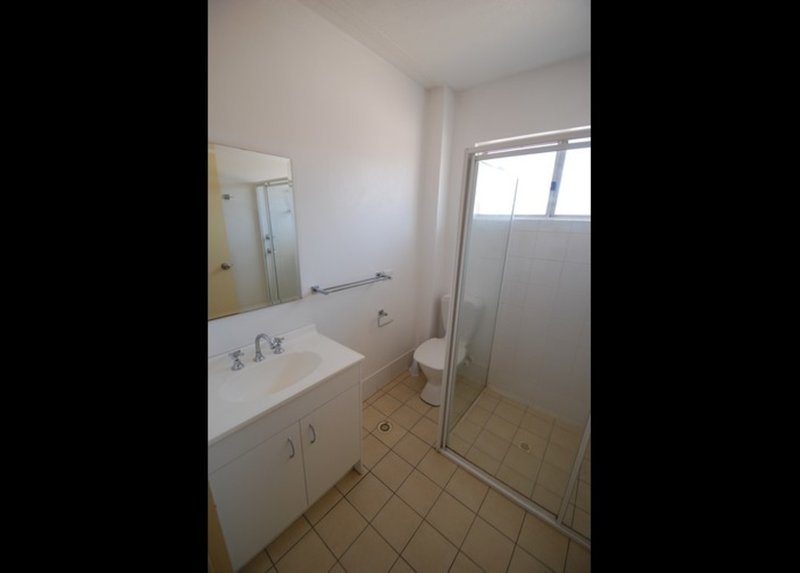 Photo - 8/2 Albion Street, Goulburn NSW 2580 - Image 6