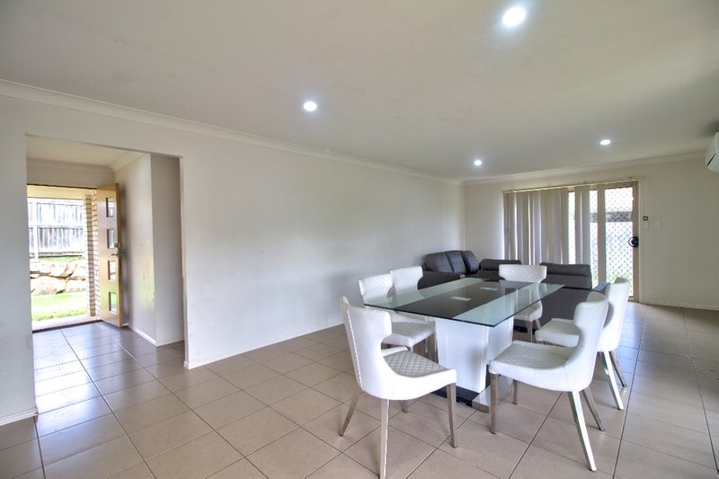 Photo - 82 Avon Street, Leichhardt QLD 4305 - Image 7