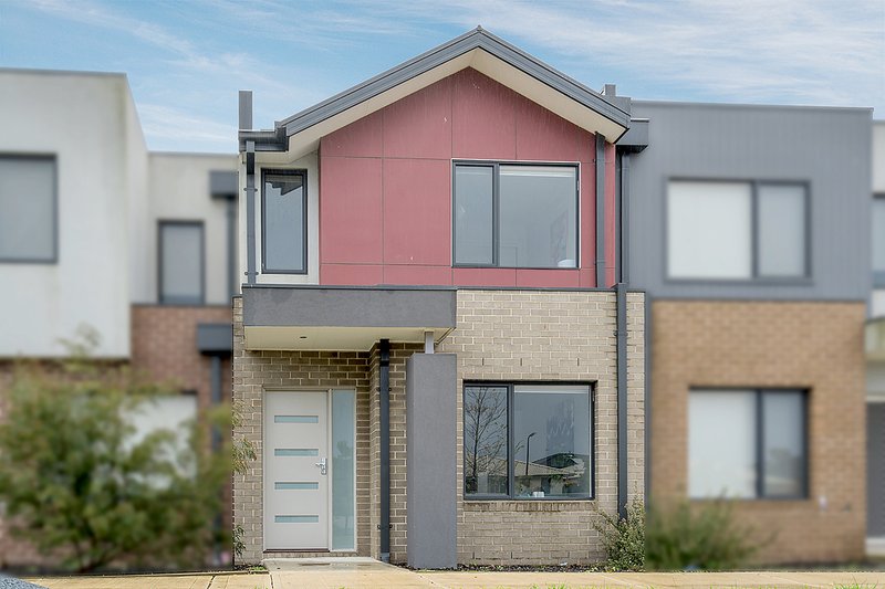 82 Baronial Way, Craigieburn VIC 3064