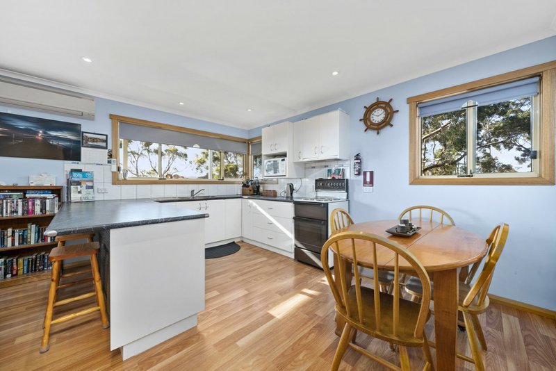 Photo - 82 Barton Avenue, Triabunna TAS 7190 - Image 8