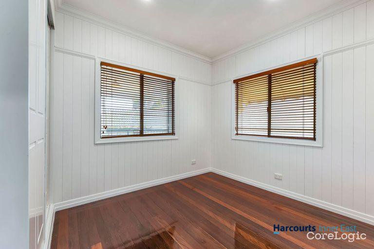 Photo - 82 Barton Road, Hawthorne QLD 4171 - Image 6