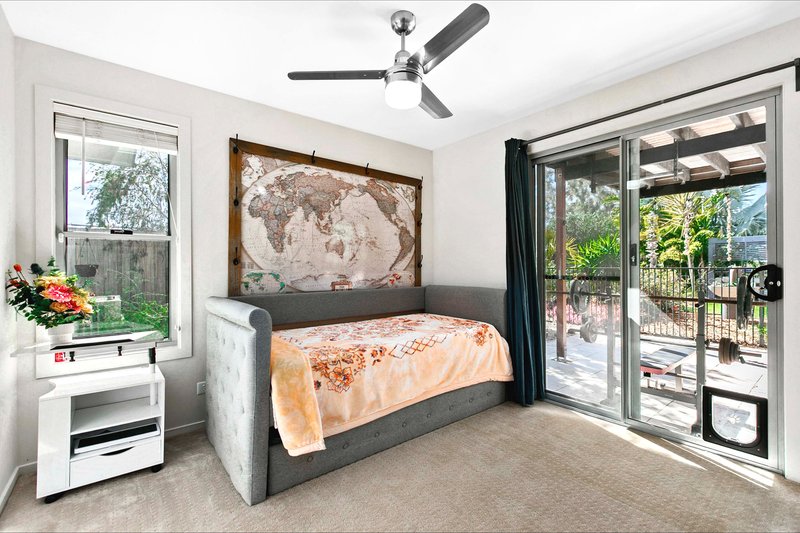 Photo - 82 Beach Drive, Burrum Heads QLD 4659 - Image 12