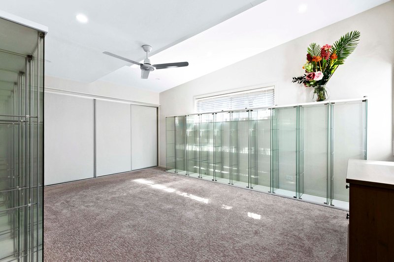Photo - 82 Beach Drive, Burrum Heads QLD 4659 - Image 14