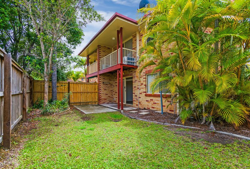 Photo - 8/2 Brown Street, Labrador QLD 4215 - Image 12