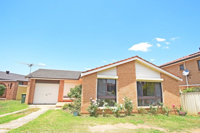 82 Bulls Road, Wakeley NSW 2176