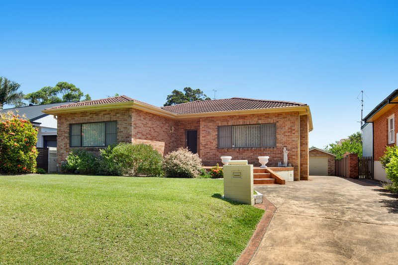 82 Cabbage Tree Lane, Fairy Meadow NSW 2519