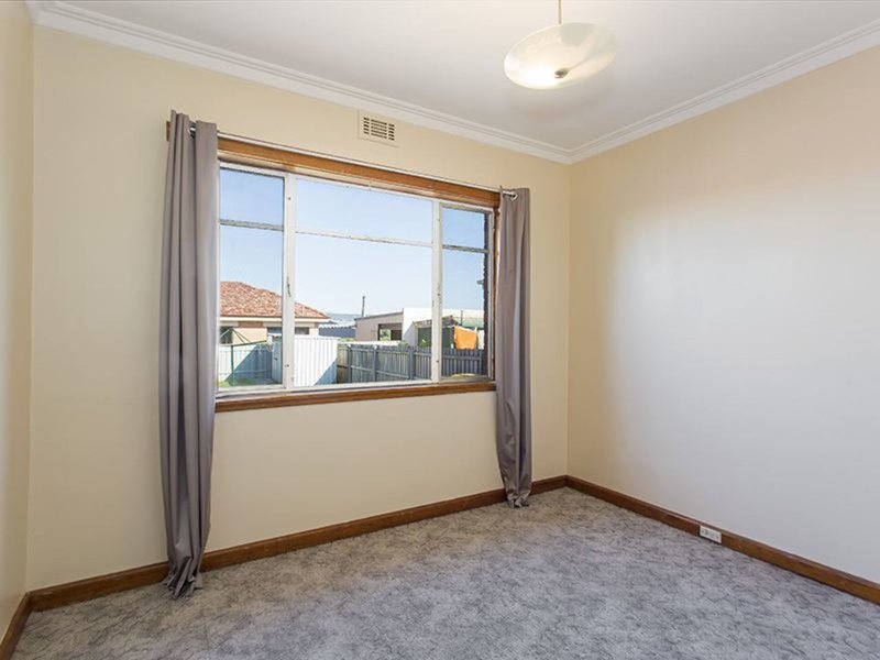 Photo - 82 Clark Street, Mowbray TAS 7248 - Image 7