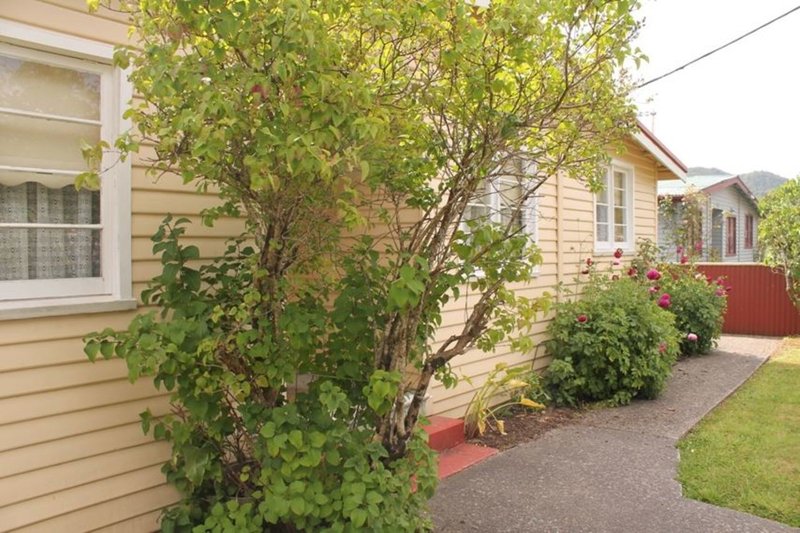 Photo - 82 Conlan Street, Queenstown TAS 7467 - Image 14