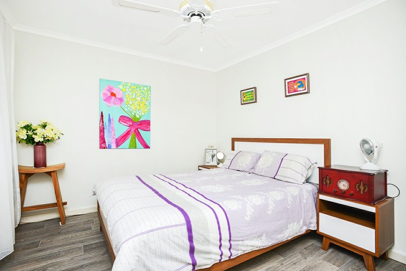 Photo - 82 Crozier Rd , Victor Harbor SA 5211 - Image 9