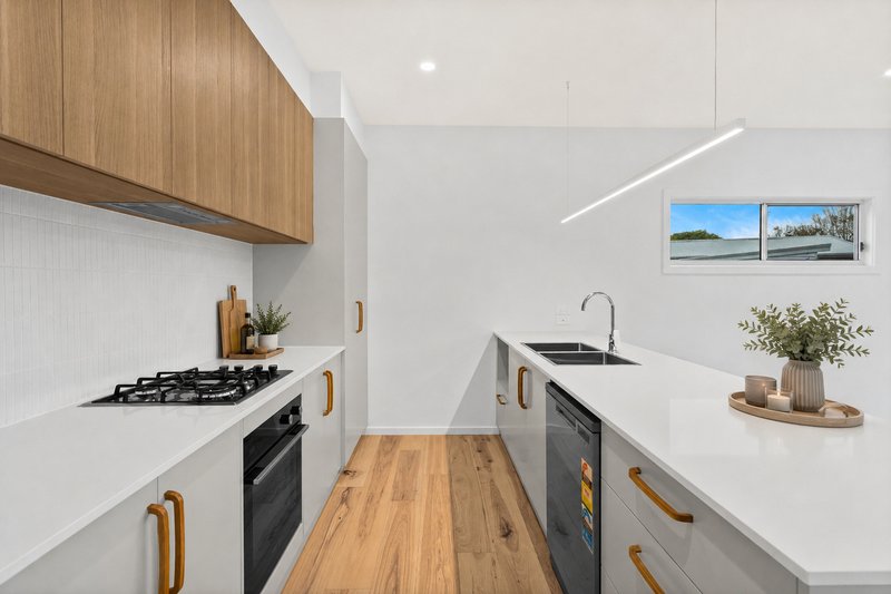 Photo - 82 Darley Street, Shellharbour NSW 2529 - Image 2