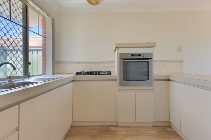 Photo - 8/2 Dowling Street, Rockingham WA 6168 - Image 3