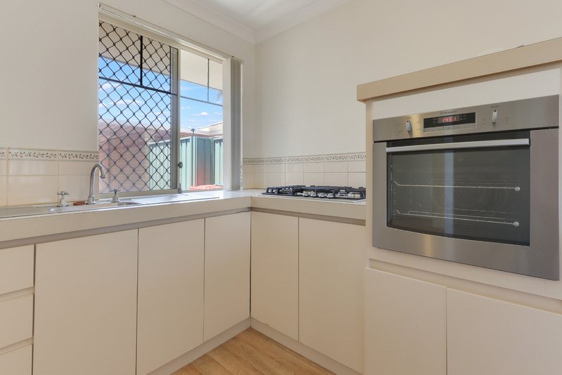Photo - 8/2 Dowling Street, Rockingham WA 6168 - Image 4