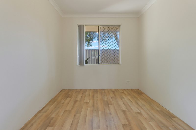 Photo - 8/2 Dowling Street, Rockingham WA 6168 - Image 8