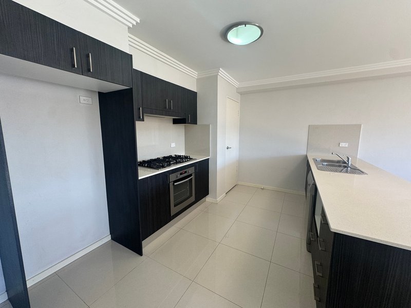 Photo - 8/2 Dressler Court, Holroyd NSW 2142 - Image 3