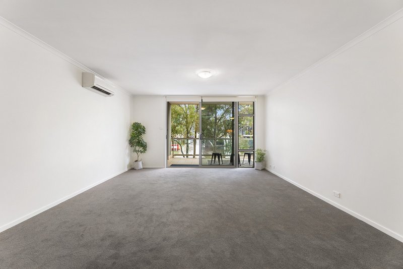 Photo - 8/2 Eardley Street, Bruce ACT 2617 - Image 6