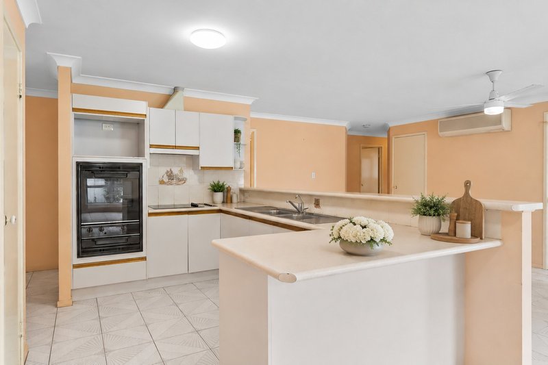 Photo - 82 Forrest Street, Nudgee QLD 4014 - Image 5