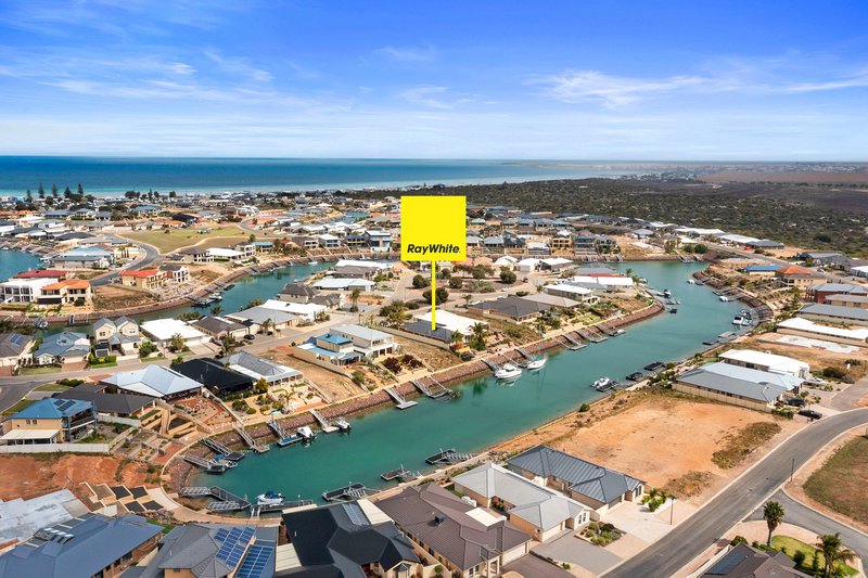 Photo - 82 Gilmore Crescent, Wallaroo SA 5556 - Image 24