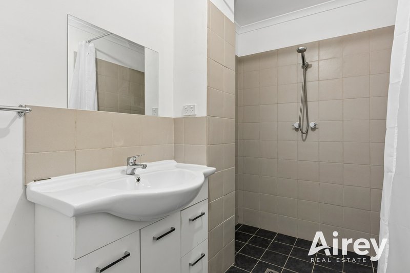 Photo - 82 Grove Road, Lesmurdie WA 6076 - Image 3