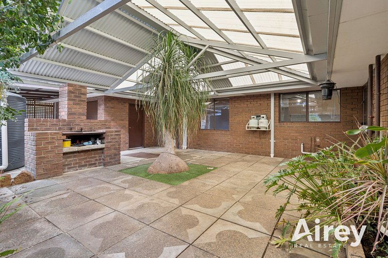 Photo - 82 Grove Road, Lesmurdie WA 6076 - Image 9