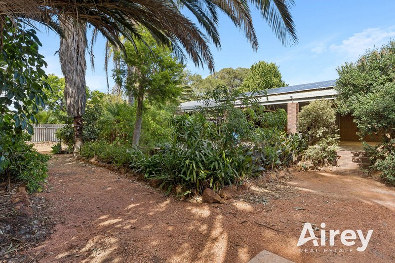 Photo - 82 Grove Road, Lesmurdie WA 6076 - Image 13