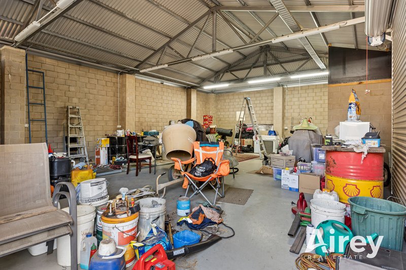 Photo - 82 Grove Road, Lesmurdie WA 6076 - Image 14