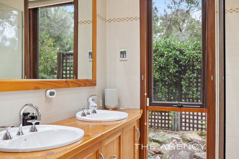 Photo - 82 Hardey Road, Glen Forrest WA 6071 - Image 16