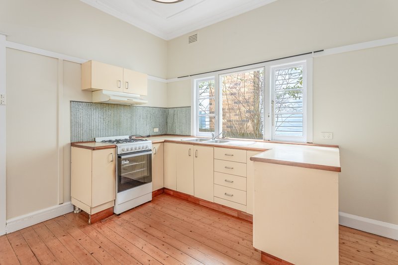 Photo - 82 Hat Hill Road, Blackheath NSW 2785 - Image 5