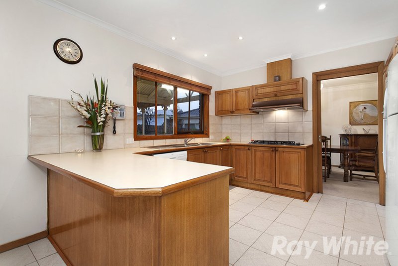 Photo - 82 Haversham Avenue, Wheelers Hill VIC 3150 - Image 2