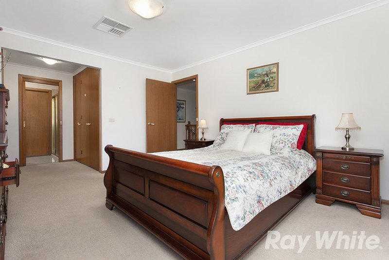 Photo - 82 Haversham Avenue, Wheelers Hill VIC 3150 - Image 7