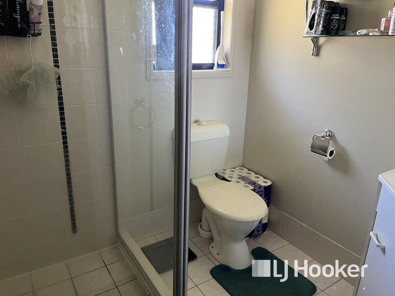 Photo - 82 Hewett Drive, Regency Downs QLD 4341 - Image 6