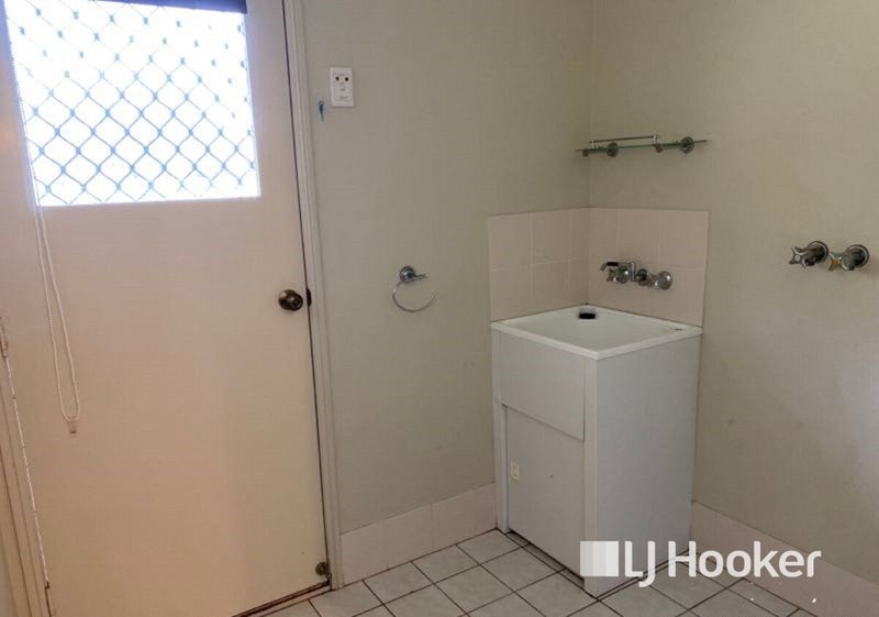 Photo - 82 Hewett Drive, Regency Downs QLD 4341 - Image 7
