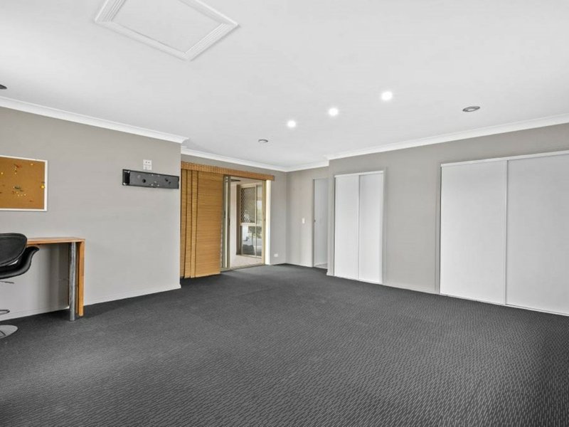 Photo - 82 Hickey Way, Carrara QLD 4211 - Image 9