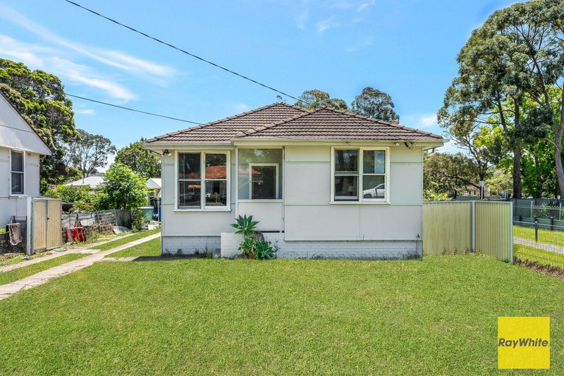 Photo - 82 Hollywood Drive, Lansvale NSW 2166 - Image 6