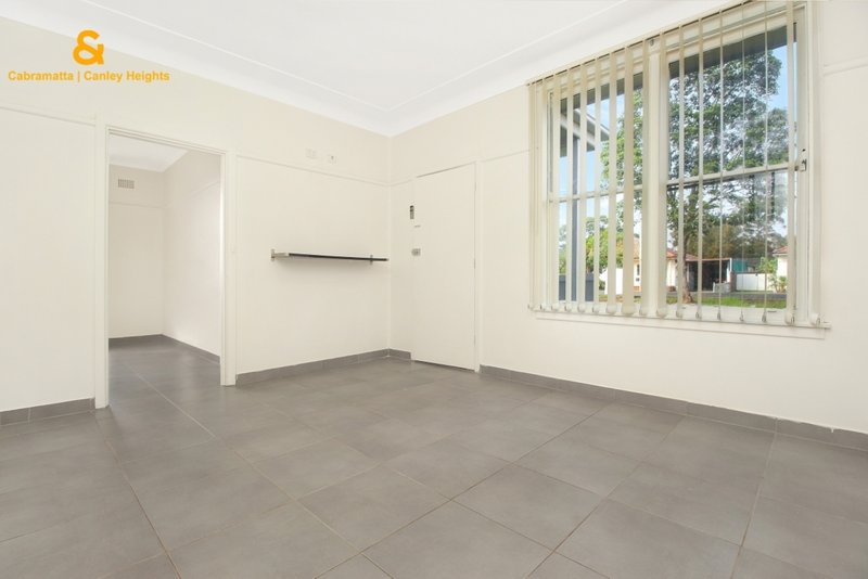 Photo - 82 Hollywood Drive, Lansvale NSW 2166 - Image 4