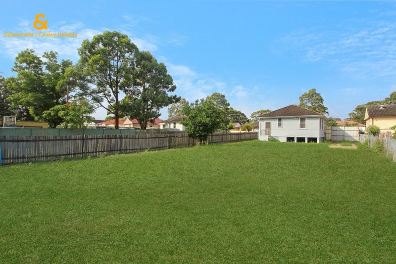 Photo - 82 Hollywood Drive, Lansvale NSW 2166 - Image 6