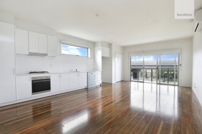 Photo - 8/2 Hudson Street, Coburg VIC 3058 - Image 3