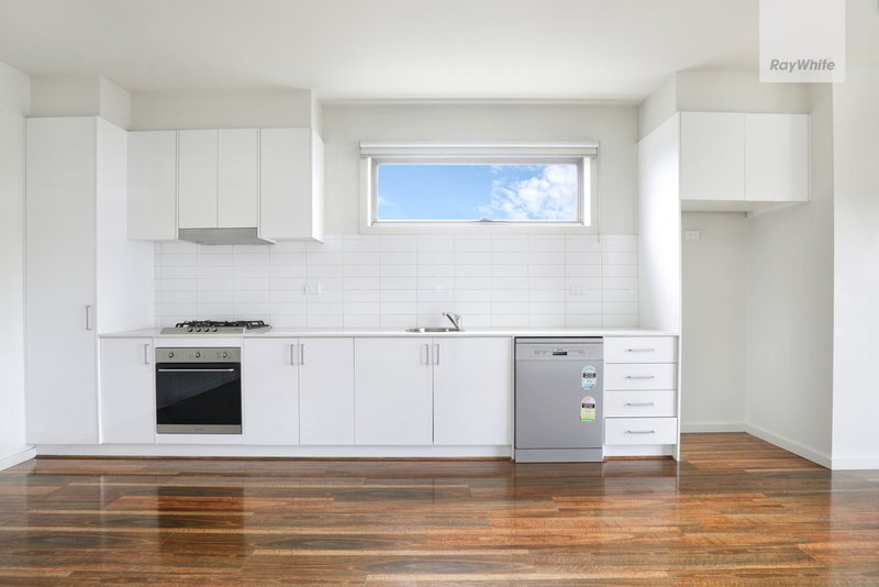 Photo - 8/2 Hudson Street, Coburg VIC 3058 - Image 4