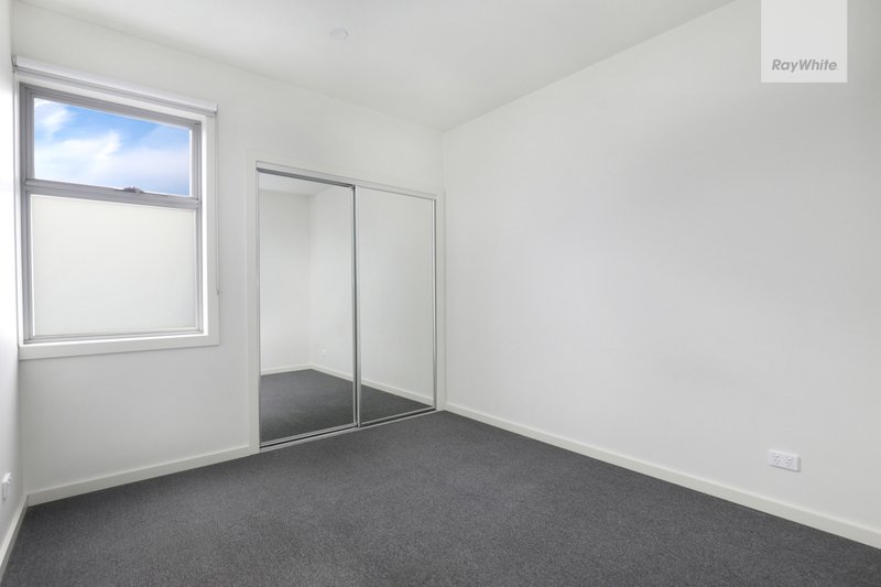Photo - 8/2 Hudson Street, Coburg VIC 3058 - Image 5