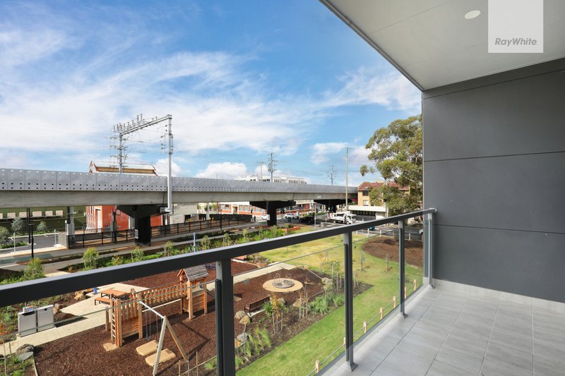 Photo - 8/2 Hudson Street, Coburg VIC 3058 - Image 9