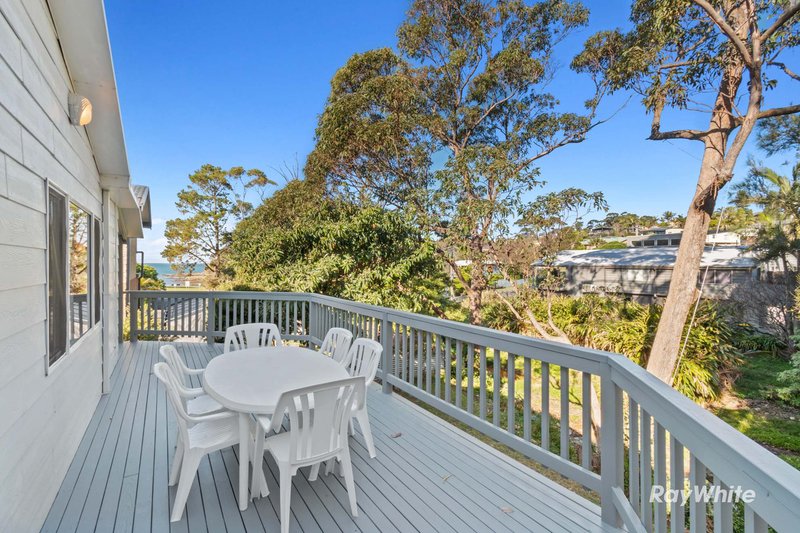 Photo - 82 Iluka Avenue, Malua Bay NSW 2536 - Image 4