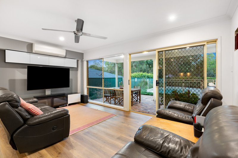 Photo - 82 Inverness Street, Upper Kedron QLD 4055 - Image 4