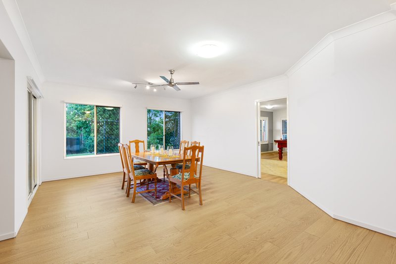 Photo - 82 Inverness Street, Upper Kedron QLD 4055 - Image 6