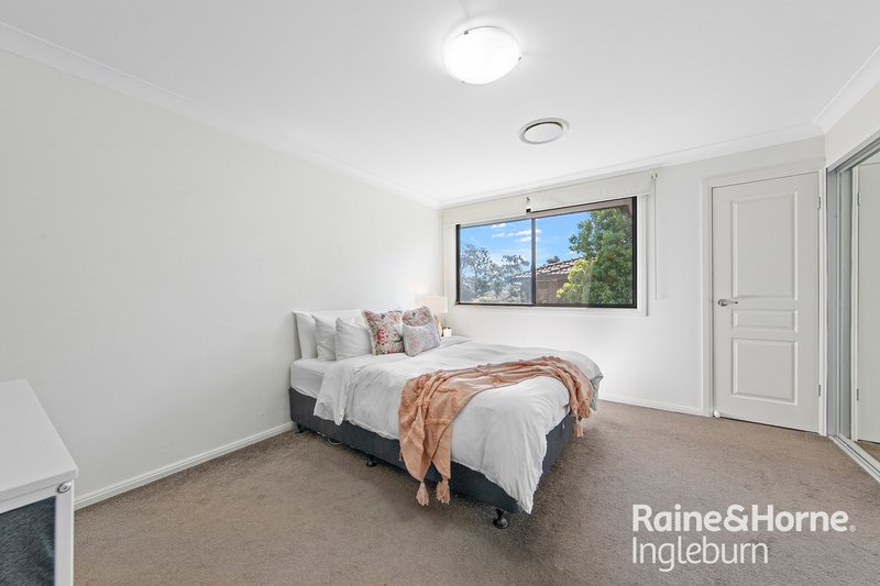 Photo - 8/2 Jaclyn Street, Ingleburn NSW 2565 - Image 5