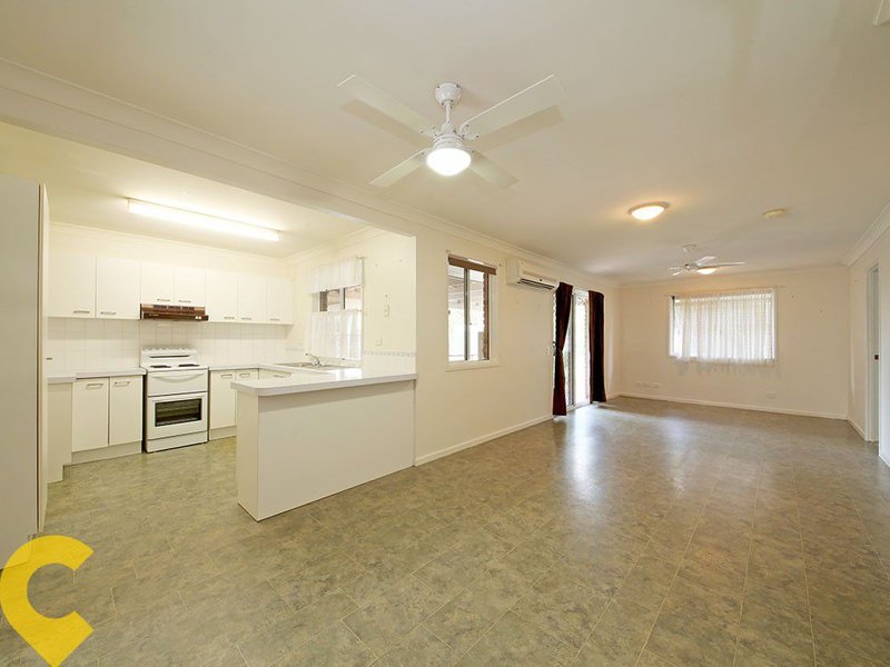 Photo - 82 Kyeema Crescent, Bald Hills QLD 4036 - Image 3