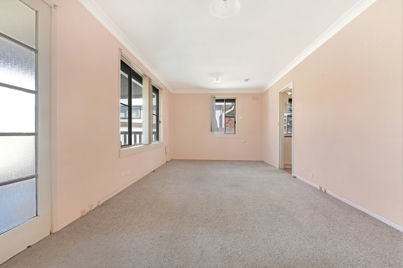 Photo - 82 Lake Entrance Road, Mount Warrigal NSW 2528 - Image 3