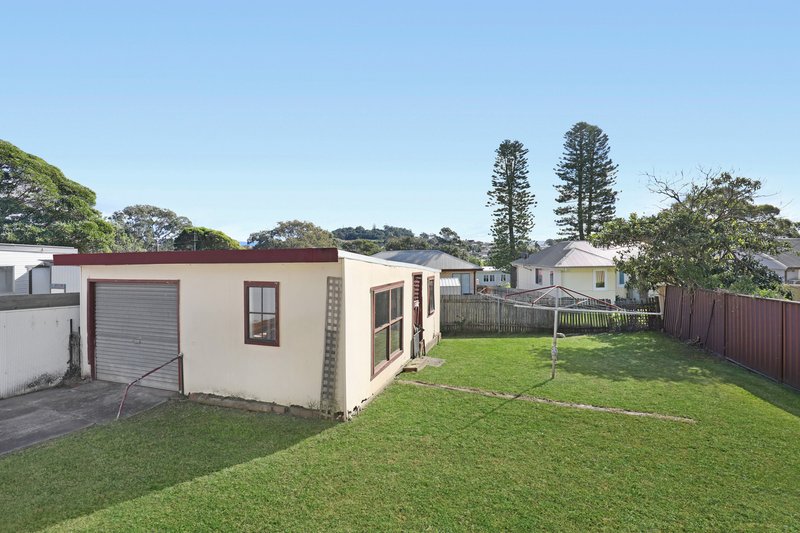 Photo - 82 Lake Entrance Road, Mount Warrigal NSW 2528 - Image 8